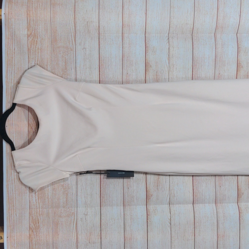 Lulu's floor length gown
